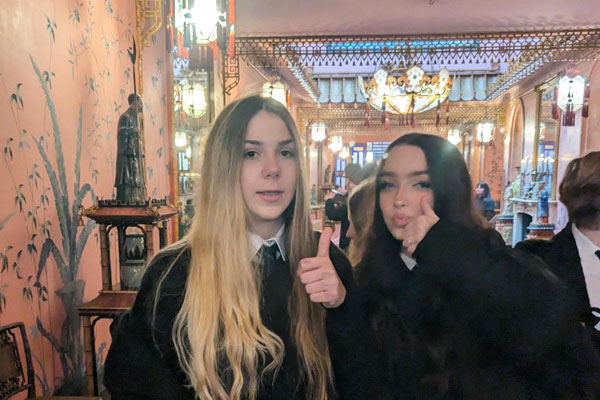 Students in the museum