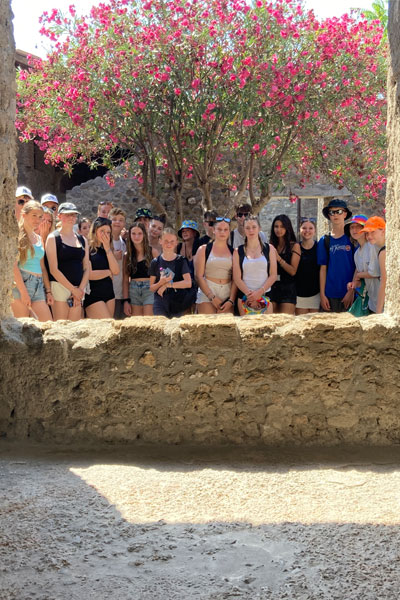  Students in Sorrento